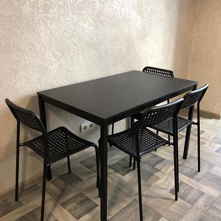 Lux Apart Torfyana Lviv Bagian luar foto