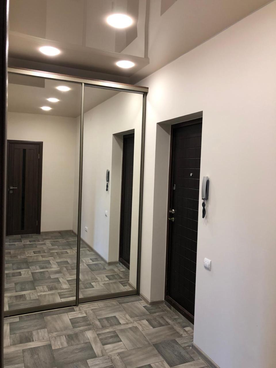Lux Apart Torfyana Lviv Bagian luar foto