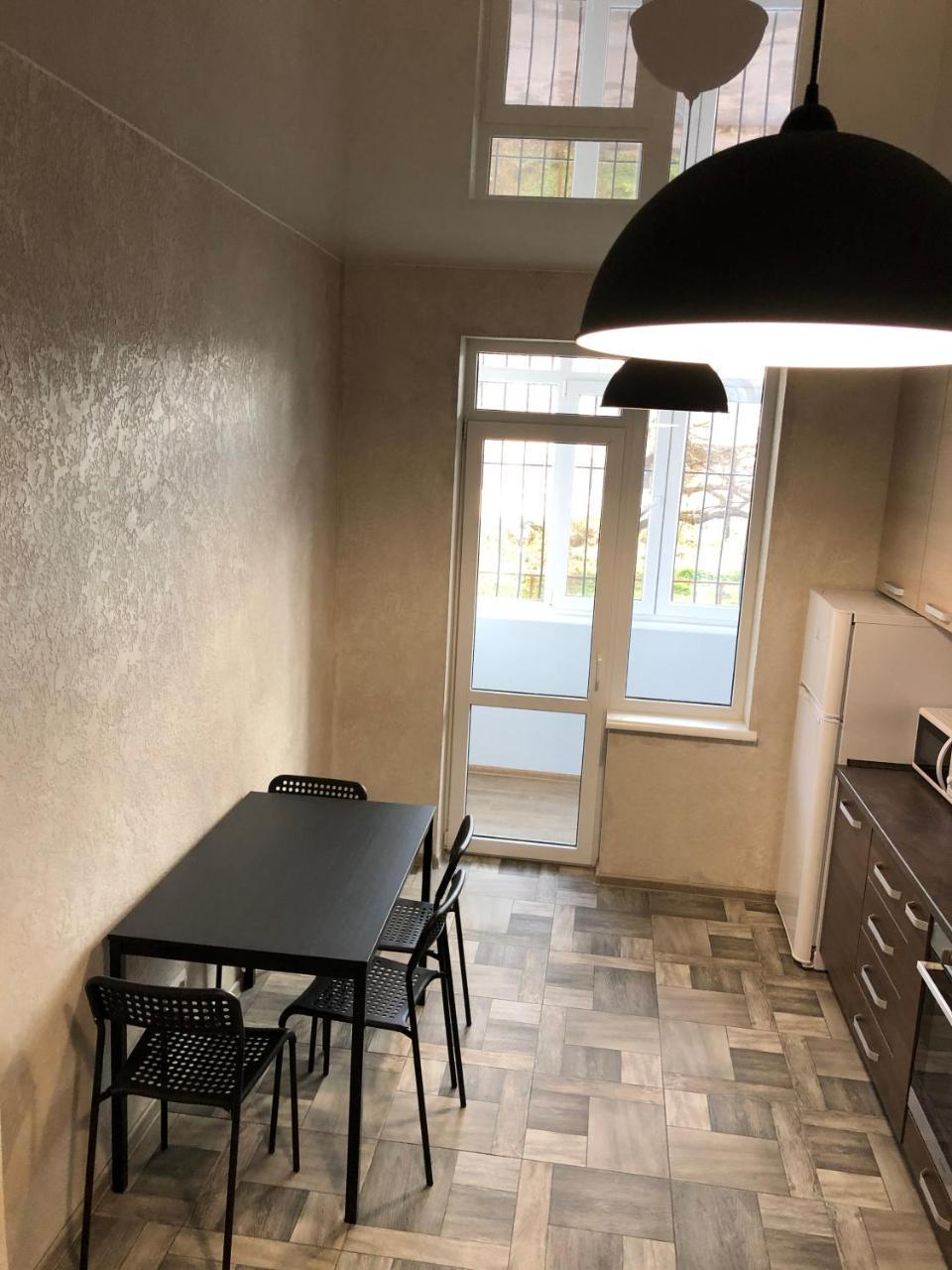Lux Apart Torfyana Lviv Bagian luar foto